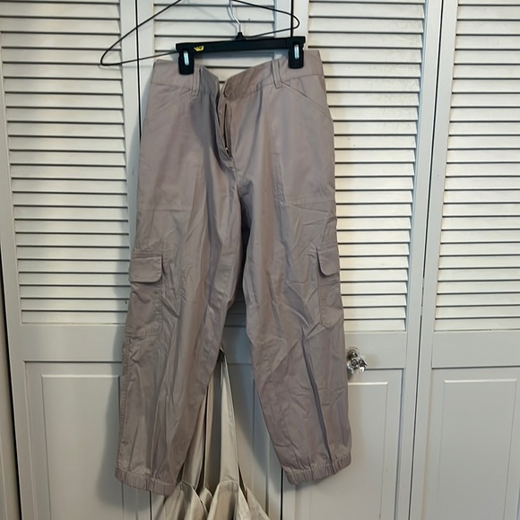 LOFT NWT khaki cargo joggers - Picture 1 of 3